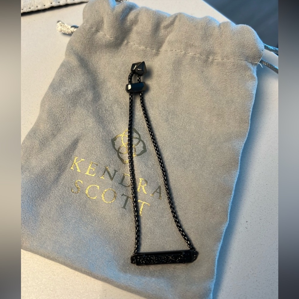 Kendra Scott bracelet